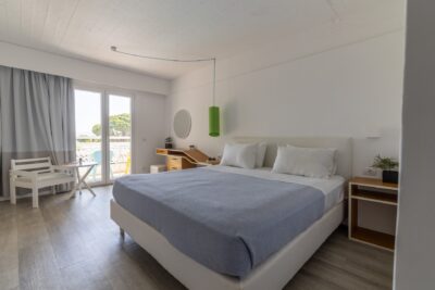 marathon_beach_resort_nea_makri_family_suite (5)
